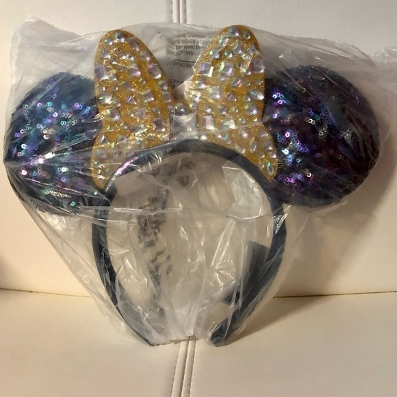 Walt Disney World 50th Anniversary Minnie Mouse Jewelled Ears Headband - Picture 5 of 6